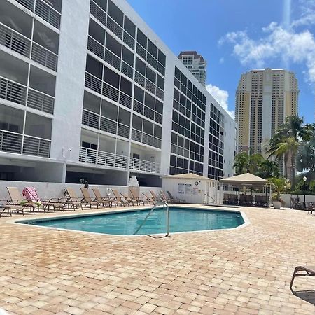 Le Frontenac Villa Sunny Isles Beach Ngoại thất bức ảnh