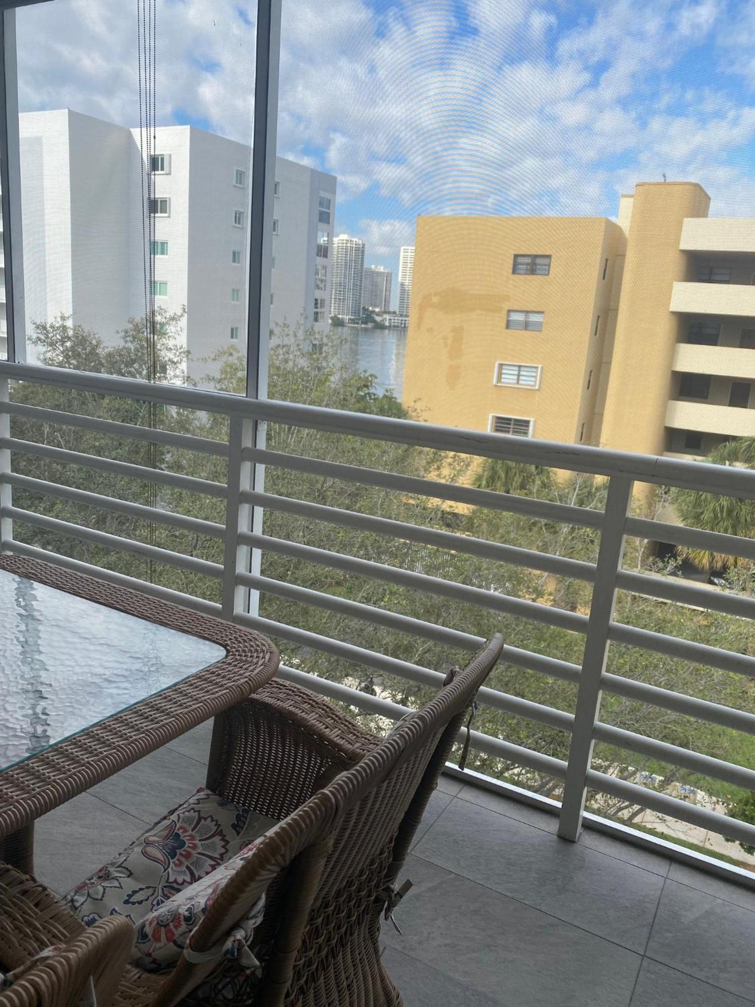 Le Frontenac Villa Sunny Isles Beach Ngoại thất bức ảnh